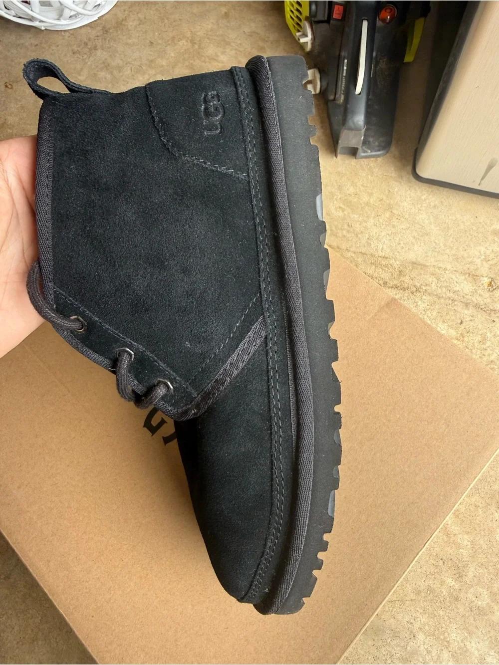 UGG Men’s Black Suede Chukka Boot